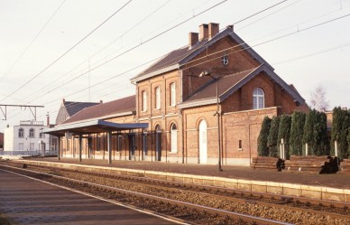 BEVEREN  85-890.jpg